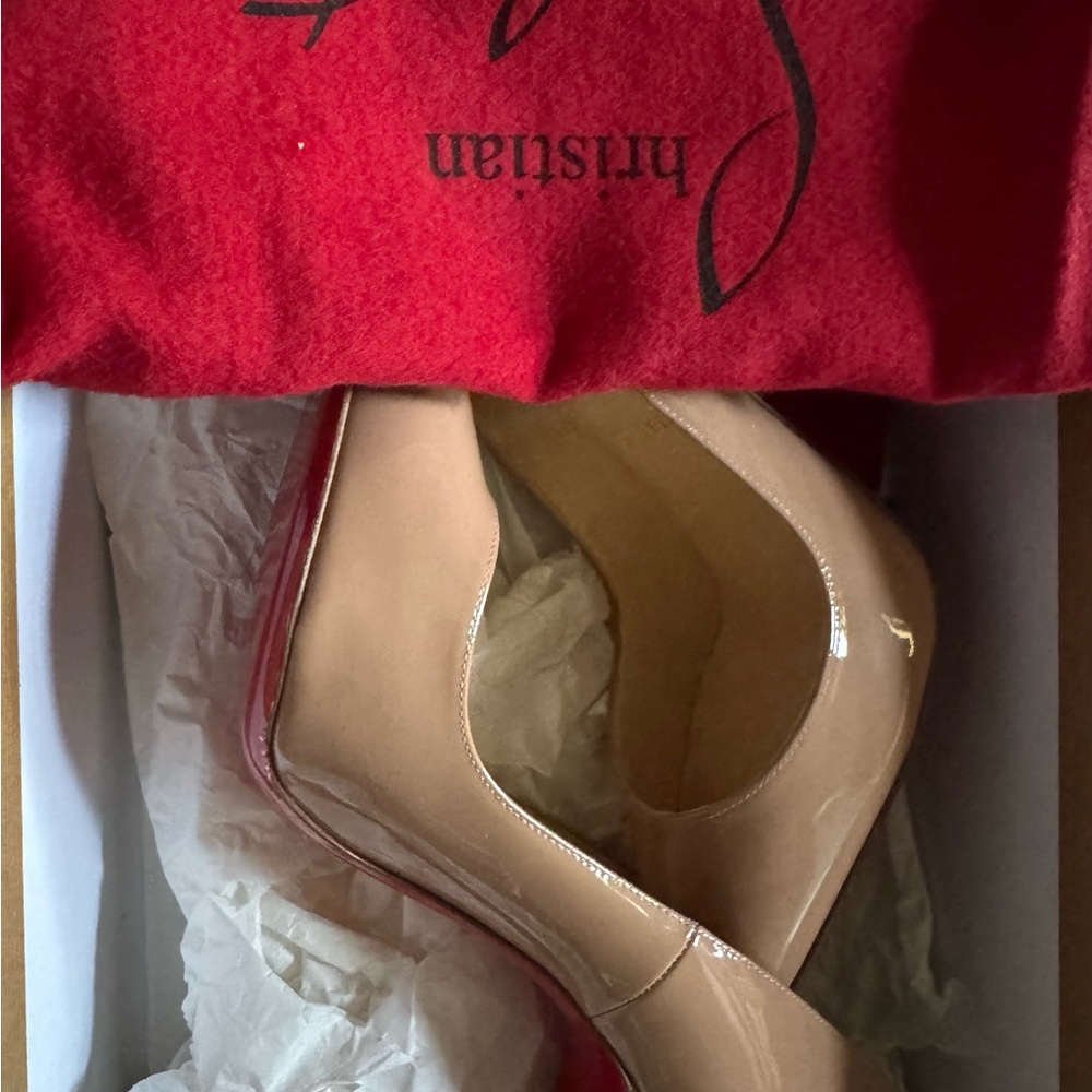 Christian Louboutin So Kate 120 Patent. Excellent condition!